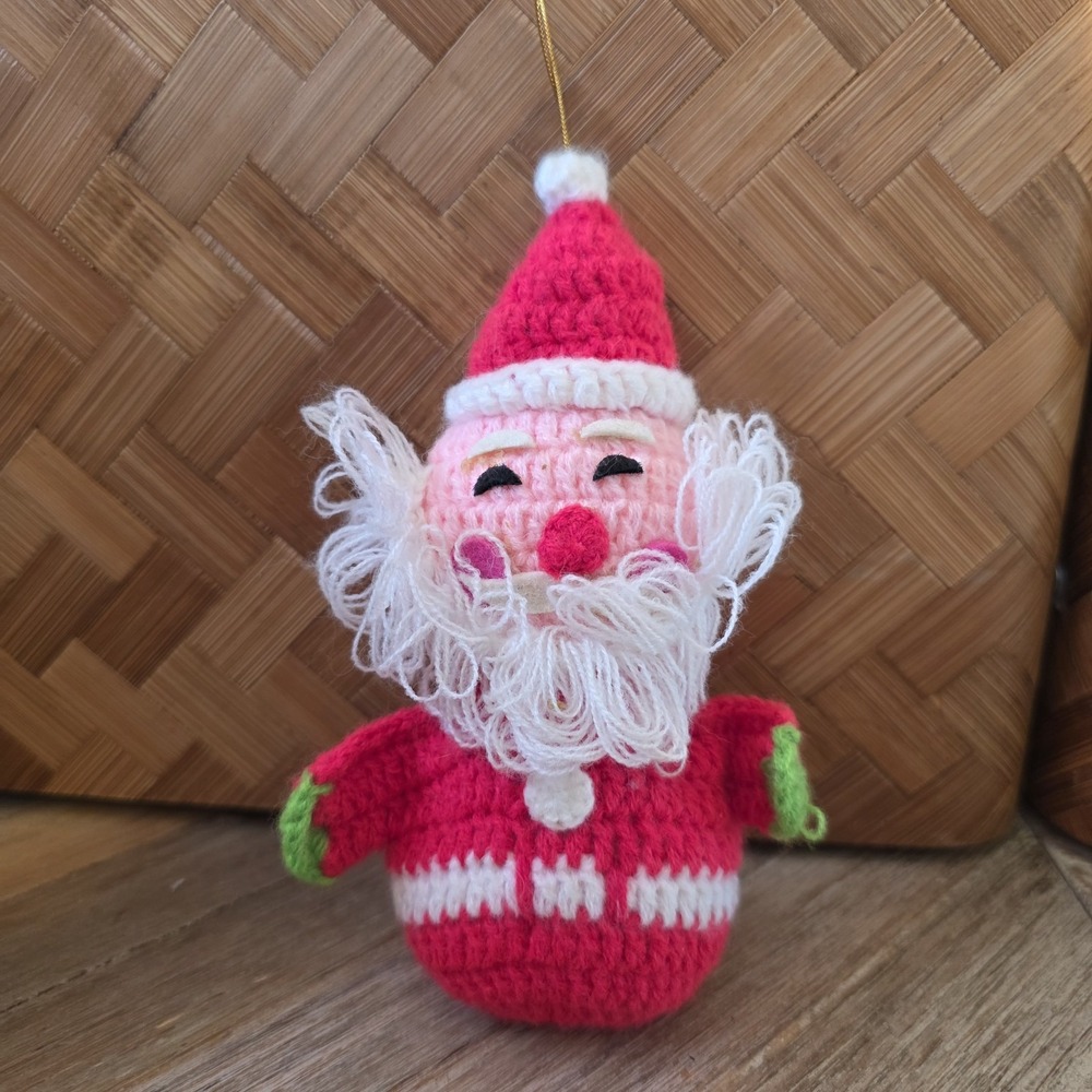Vintage Christmas Handmade Crocheted‎ Santa Claus Stuffed Ornament Plush Yarn 6"